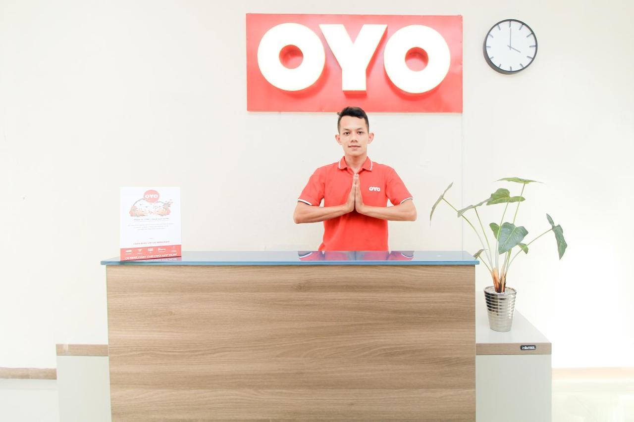 Oyo 204 Blessing Residence سورابايا المظهر الخارجي الصورة