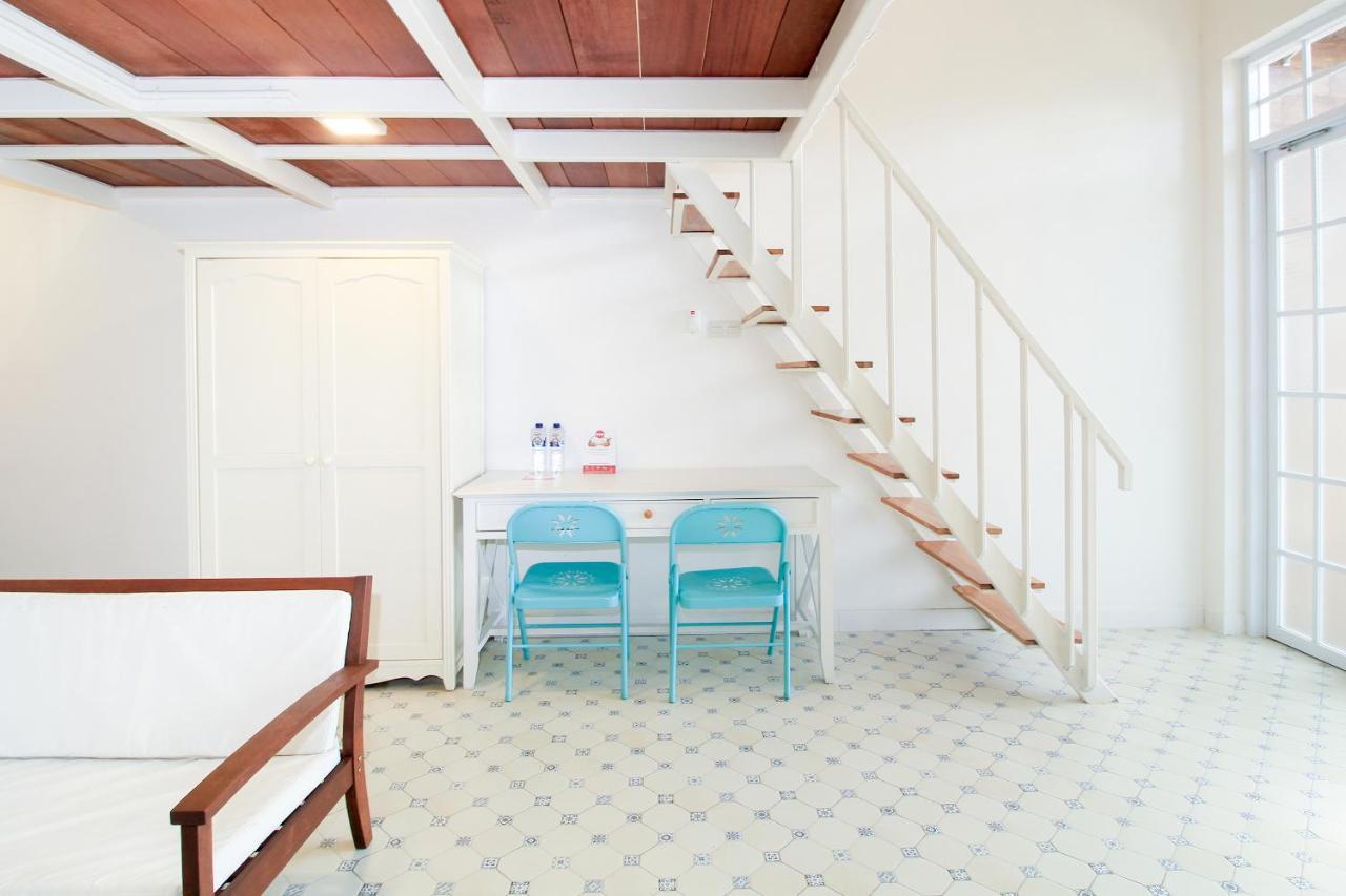Oyo 204 Blessing Residence سورابايا المظهر الخارجي الصورة