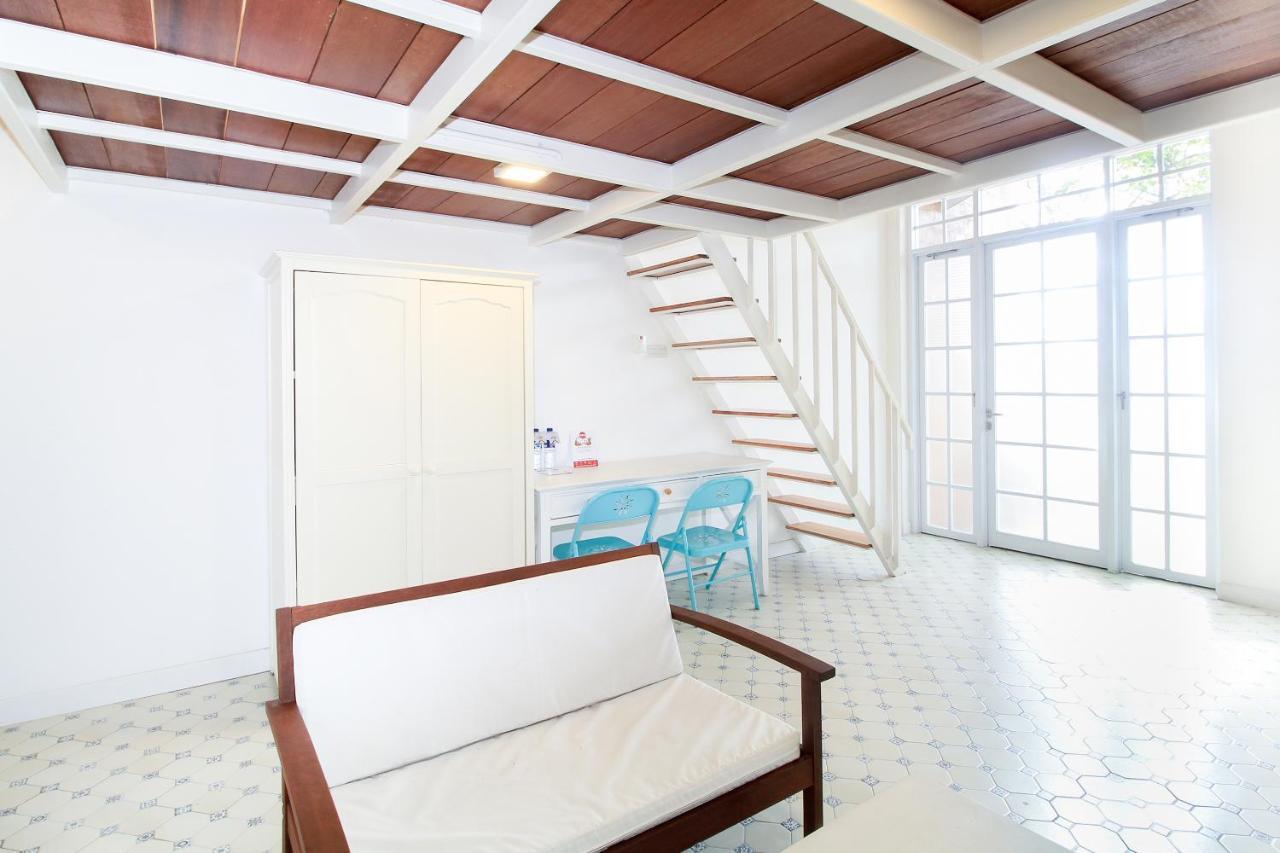 Oyo 204 Blessing Residence سورابايا المظهر الخارجي الصورة